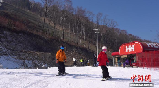 ��ѩ�ۺ����w򞡰�׻�������ʯ���� �z