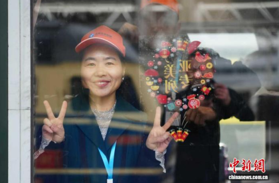 ���L(zh��ng)��վվ�_(t��i)���ÿʹ�ˡ����B�����М�(zh��n)����l(f��)�����R�z